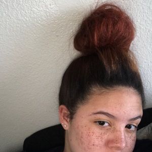 Meet your Posher, April